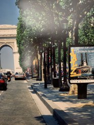 Notre affiche sur les Champs Elysées